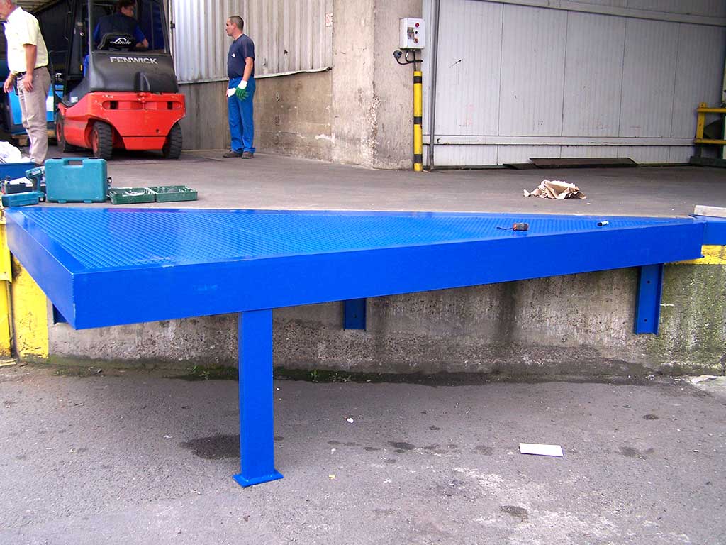 https://www.metal-production.pl/files/content/product-realization/platforma_logistyczna.jpg