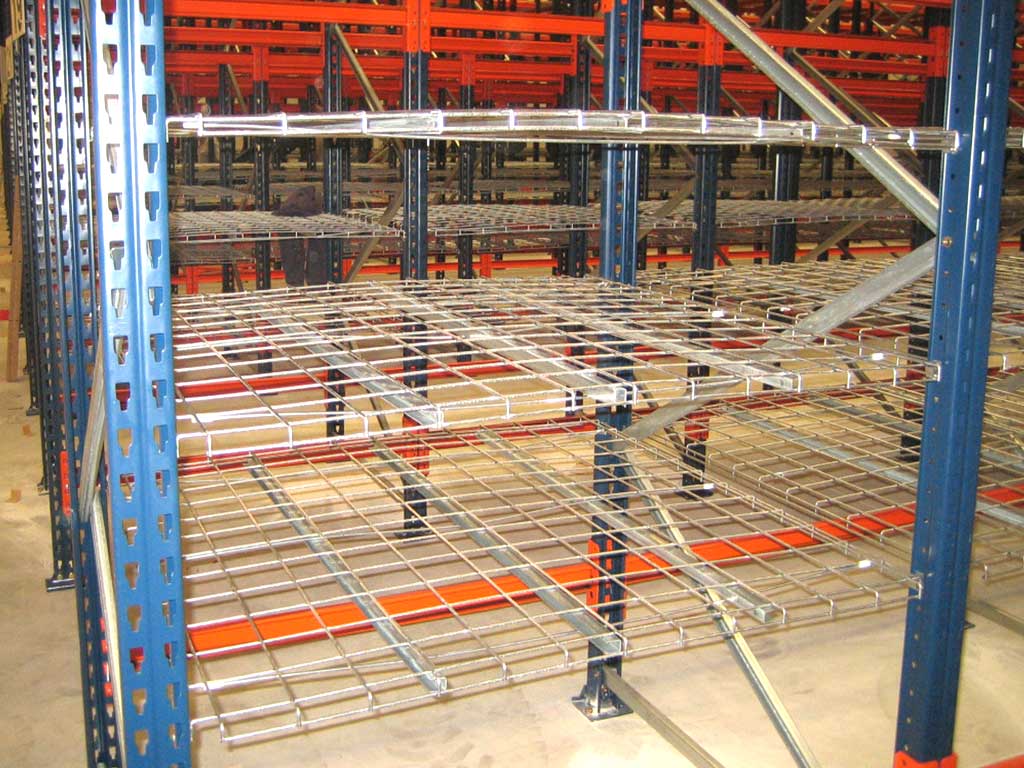 https://www.metal-production.pl/files/content/product-realization/polki_siatkowe.jpg
