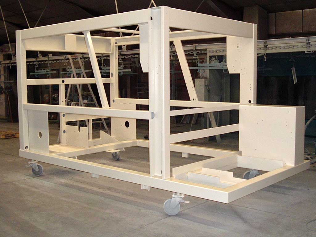 https://www.metal-production.pl/files/content/product-realization/stojak_rama_do_usadowienia_maszyny_2.jpg