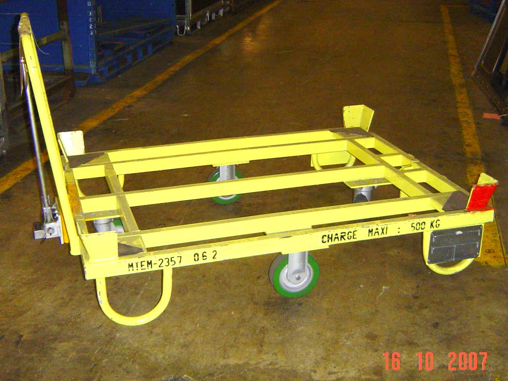 https://www.metal-production.pl/files/content/product-realization/wozek_regalowy.jpg